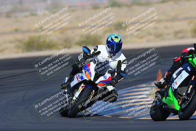 media/Jun-06-2021-TrackXperience (Sun) [[3a8160f73f]]/Level 2/Turn 11 (820am)/